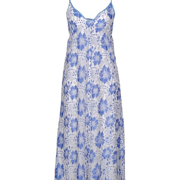 Pink Memories (italian designer) lace maxi in size 6. - Picture 1 of 5